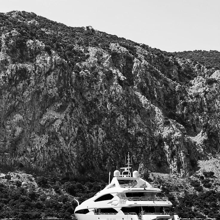 Yacht lifestyle moment