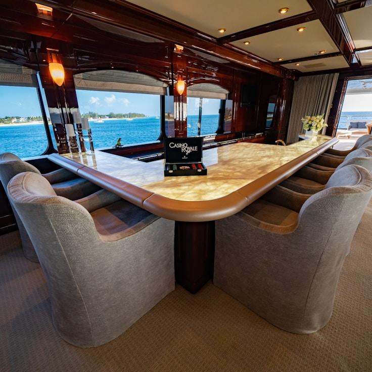 Exquisite dining